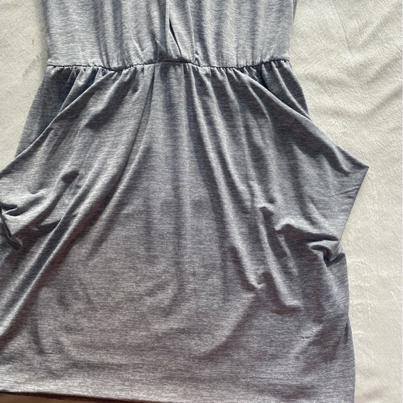 Sweet Storm Grey Short Sleeve Mini Dress Size M - Picture 4 of 5